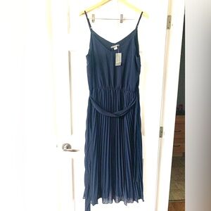 Suzy Shier Navy pleated dress XXl NWT